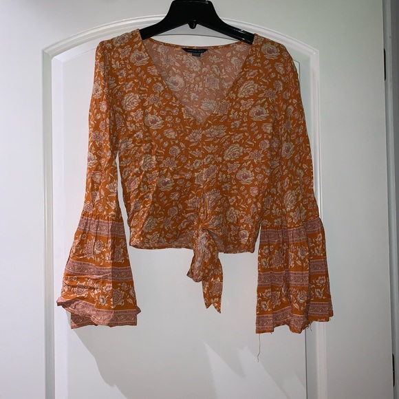 American Eagle Outfitters Tops - American Eagle floral top